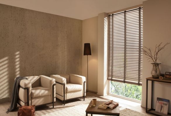 Innenbeschattung Holz-Jalousien
